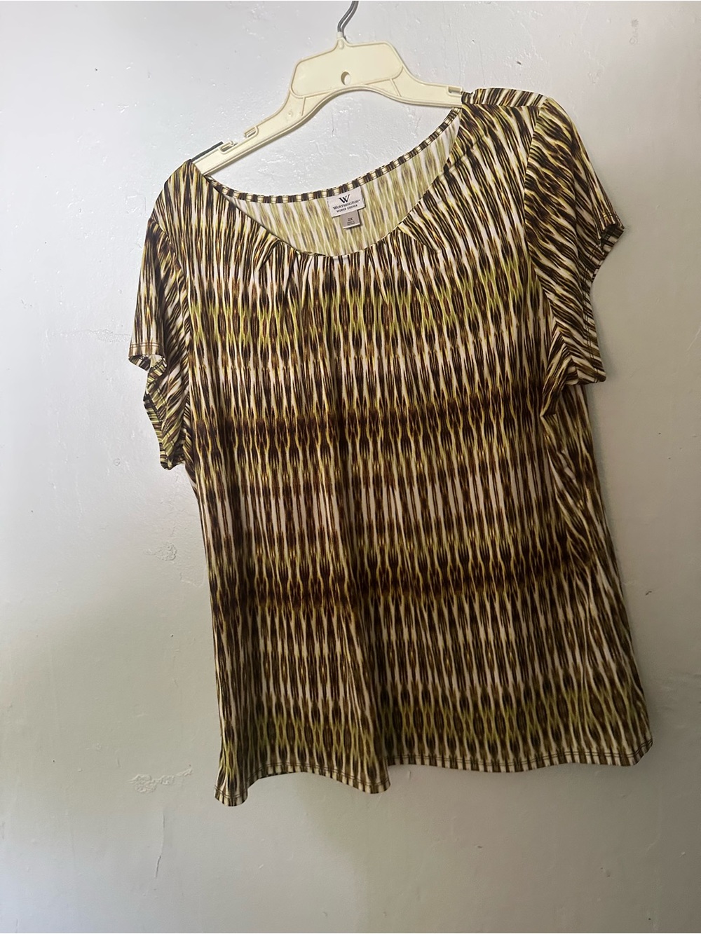 Worthington Brown Multi Patterned Short Sleeve V-Neck Top